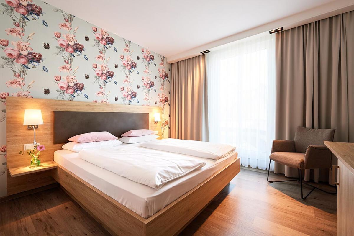 Hotel Sarah Heinsberg  Eksteriør bilde